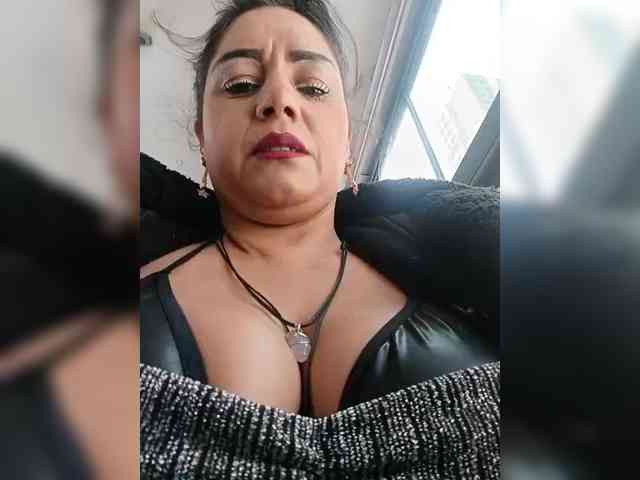 AlexaBrown12 AlexaBrown12