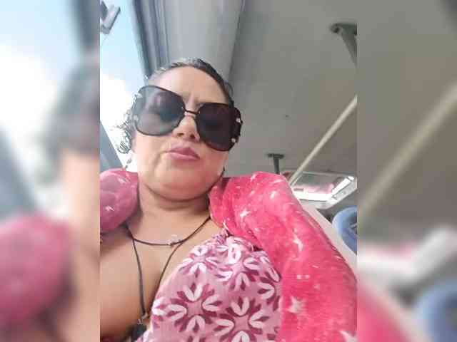 AlexaBrown12 webcam