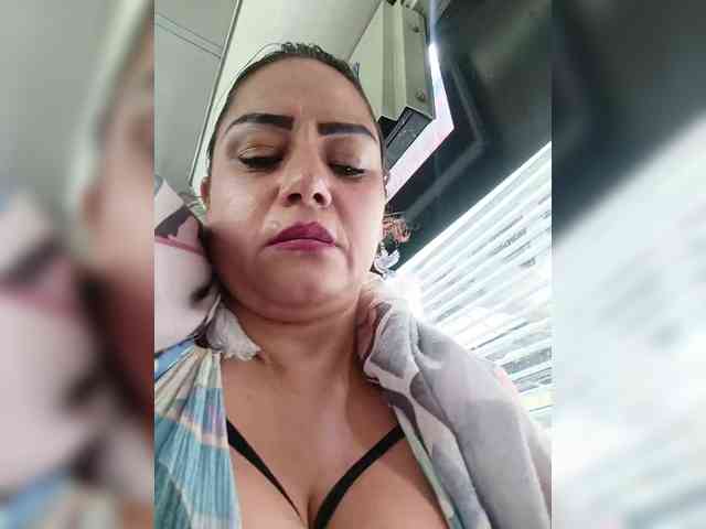 AlexaBrown12 AlexaBrown12