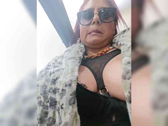 AlexaBrown12 webcam