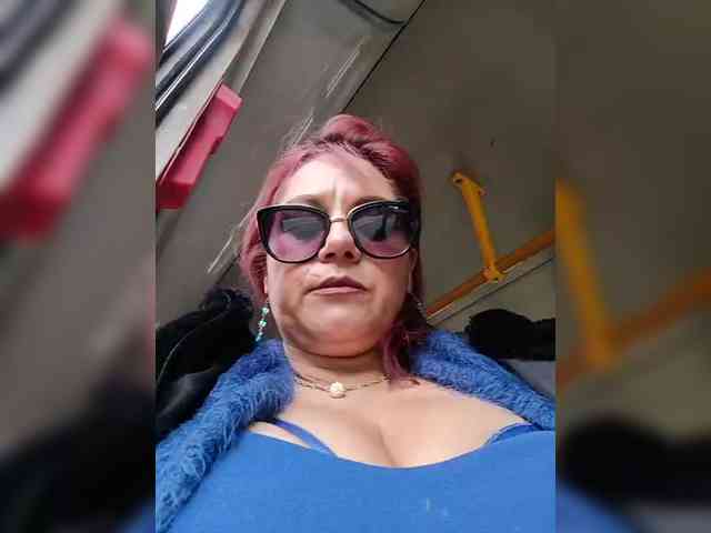 AlexaBrown12 webcam