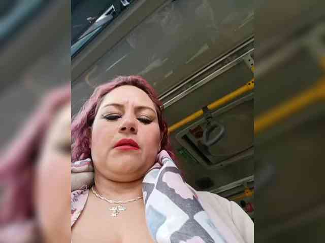 AlexaBrown12 webcam