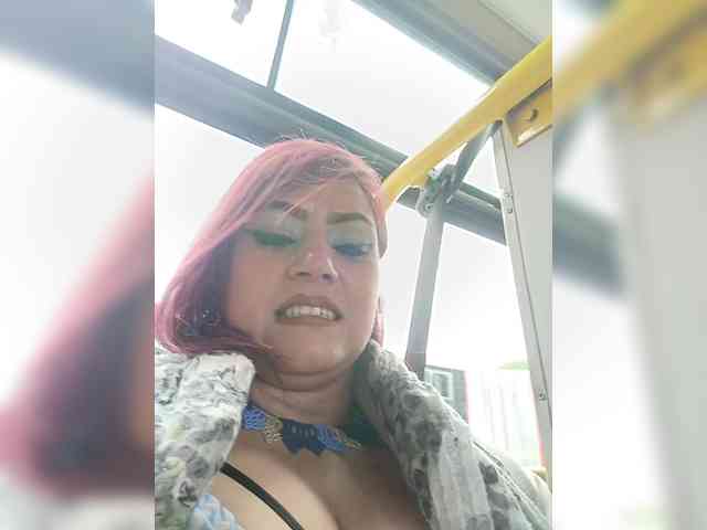 AlexaBrown12 webcam