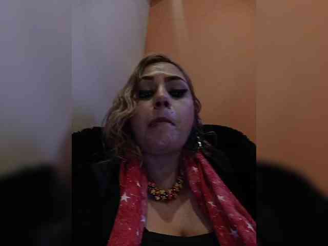 AlexaBrown12 webcam