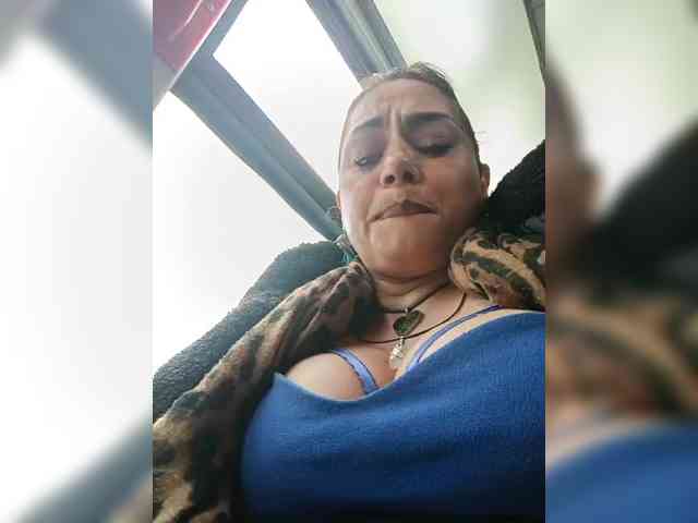 AlexaBrown12 AlexaBrown12