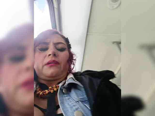 AlexaBrown12 webcam
