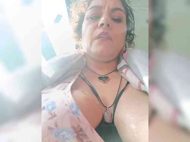 AlexaBrown12 AlexaBrown12