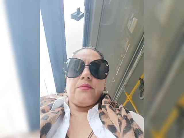 AlexaBrown12 webcam