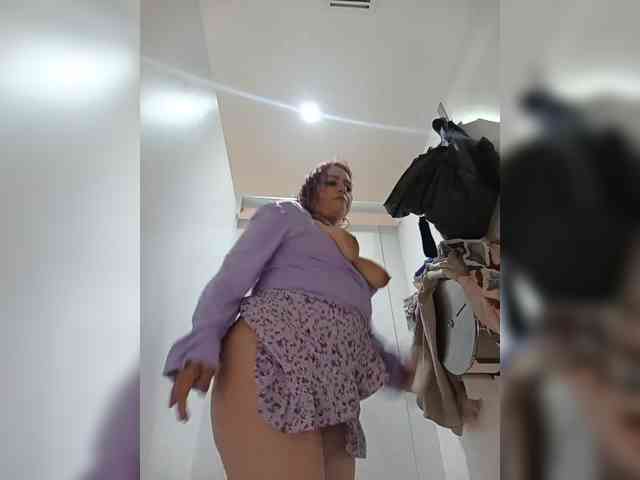 AlexaBrown12 webcam