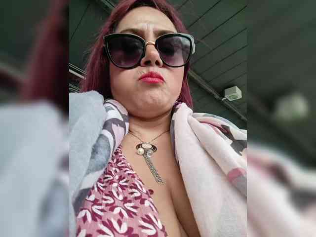 AlexaBrown12 Live Webcam on BongaCams