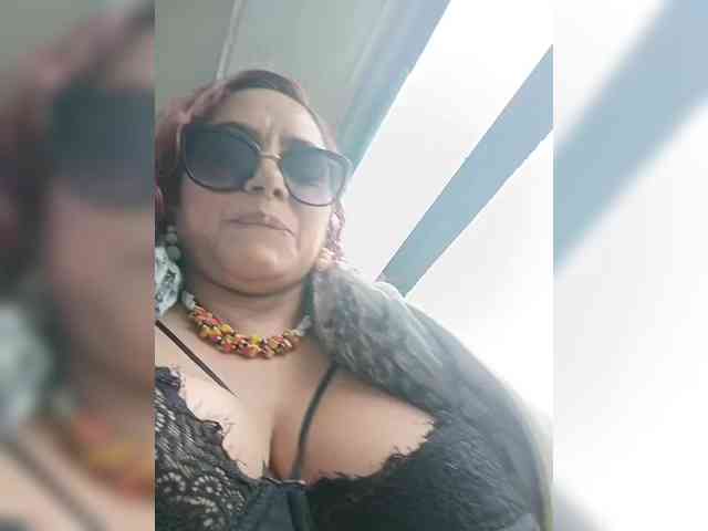 AlexaBrown12 webcam