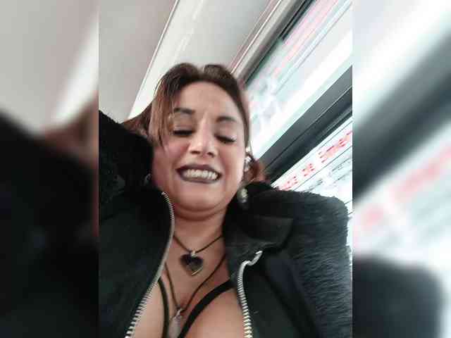 AlexaBrown12 AlexaBrown12