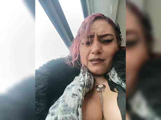 AlexaBrown12 webcam