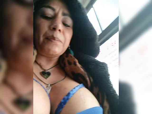 AlexaBrown12 AlexaBrown12