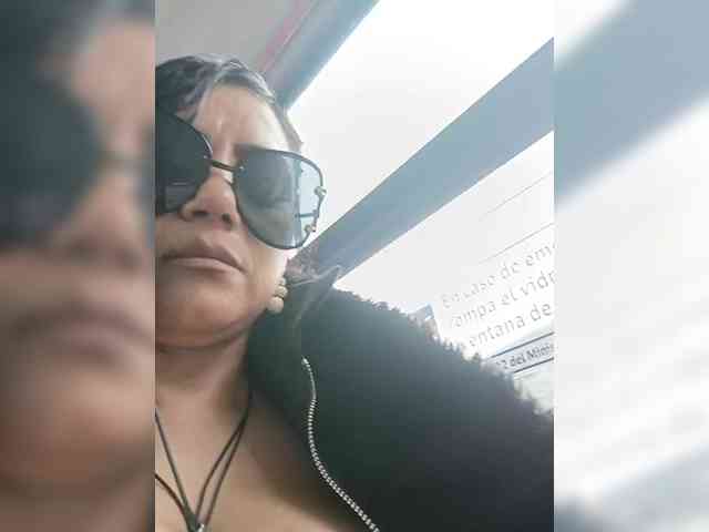AlexaBrown12 webcam