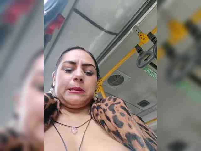 AlexaBrown12 webcam