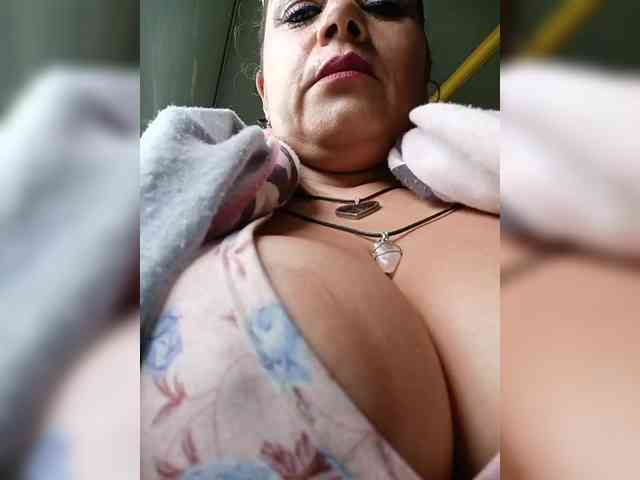 AlexaBrown12 AlexaBrown12