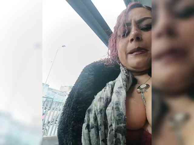 AlexaBrown12 webcam
