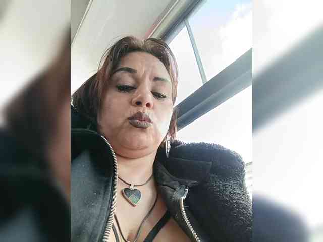 AlexaBrown12 AlexaBrown12