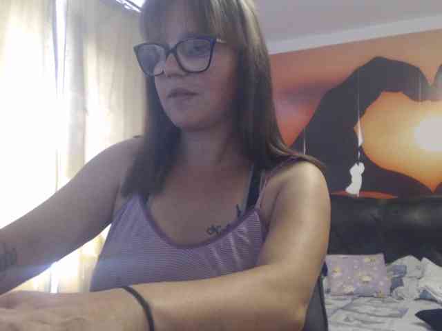 free nude chat room Pamela-11