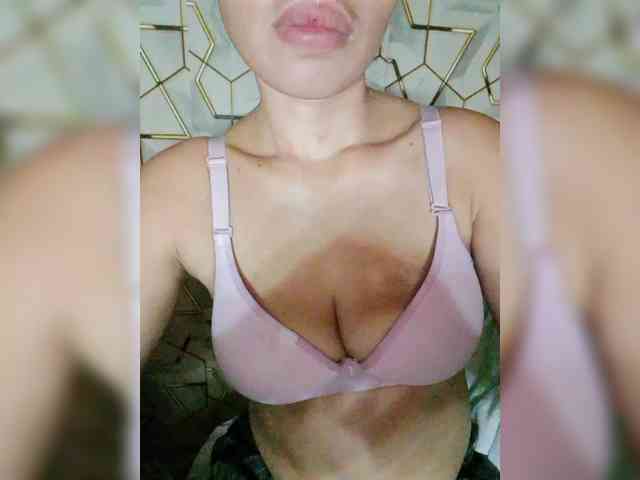 Asian-licker webcam