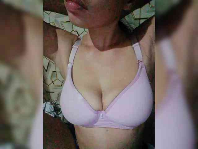 Asian-licker webcam