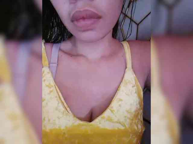 Asian-licker webcam