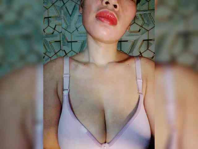 Asian-licker webcam