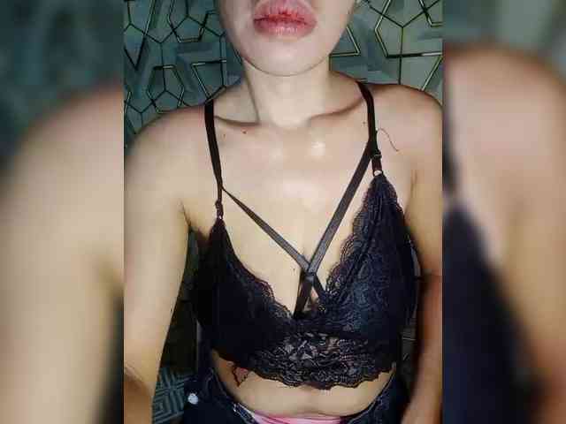 Asian-licker webcam