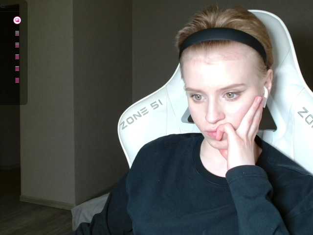 kissesliza's BongaCams show and profile