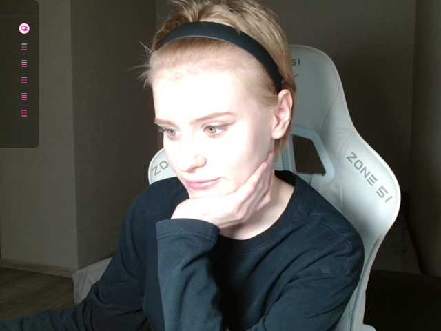 kissesliza's BongaCams show and profile