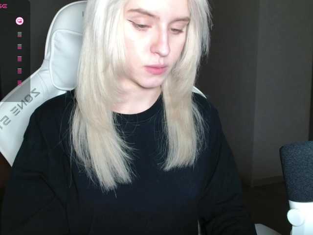  kissesliza chat room