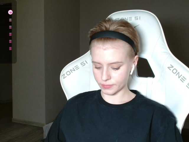 kissesliza's BongaCams show and profile