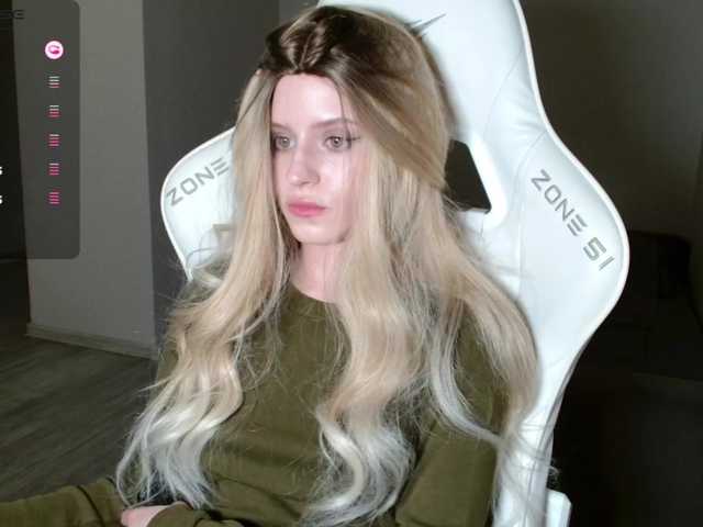 kissesliza's BongaCams show and profile