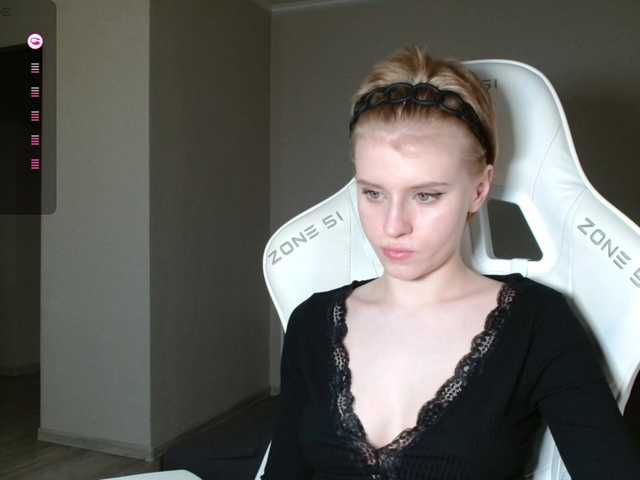 kissesliza's BongaCams show and profile