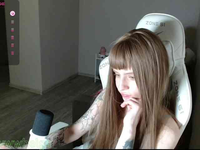 Helga_Pataki webcam