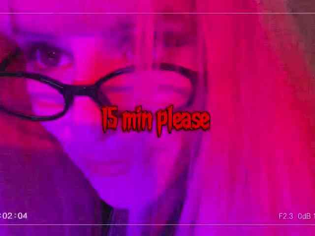 Helga_Pataki webcam