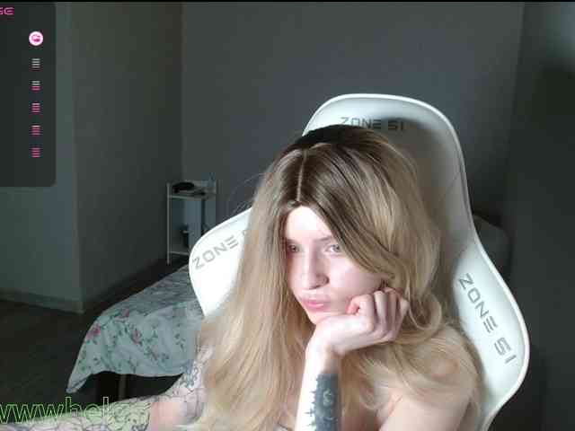 Helga_Pataki webcam