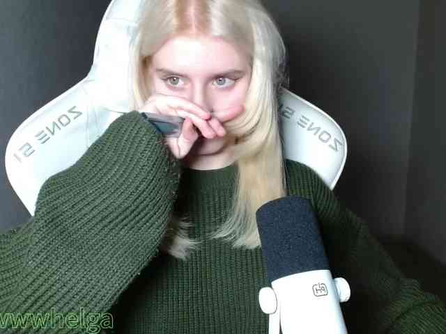 Helga_Pataki webcam
