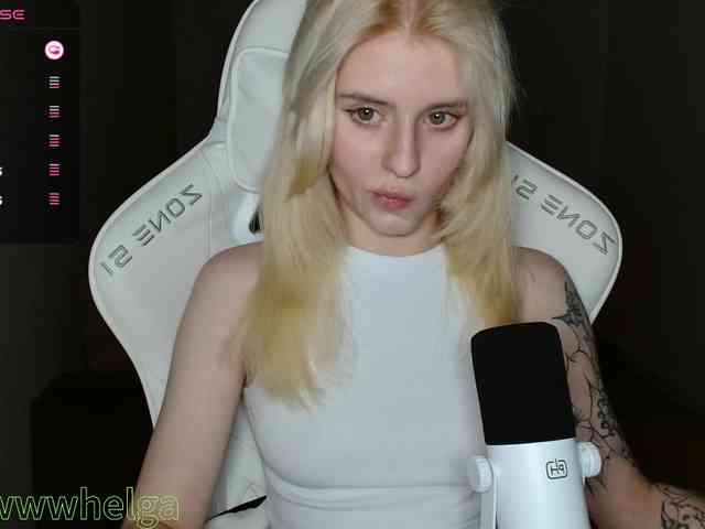 Helga_Pataki webcam