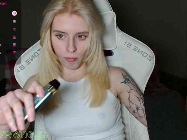 Helga_Pataki webcam