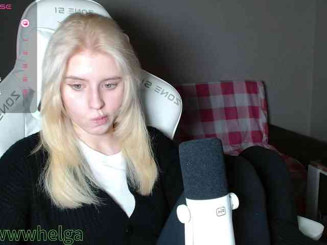Helga_Pataki webcam