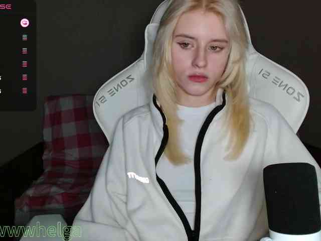 Helga_Pataki webcam