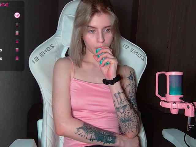 kissesliza Live Webcam on BongaCams