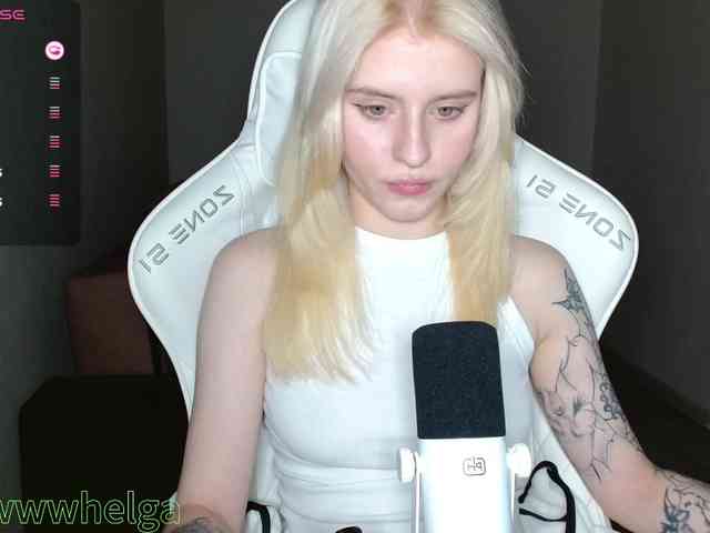Helga_Pataki webcam