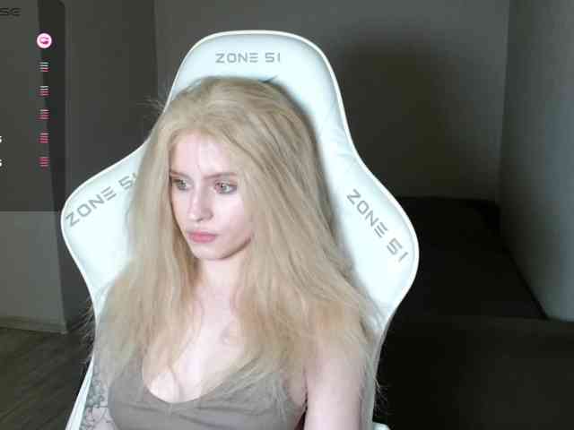 Helga_Pataki webcam