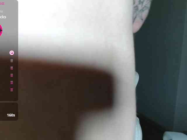 Helga_Pataki webcam