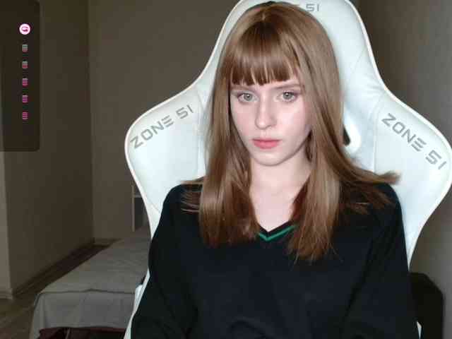 Helga_Pataki webcam