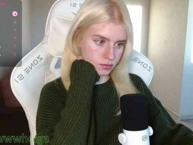 Helga_Pataki webcam