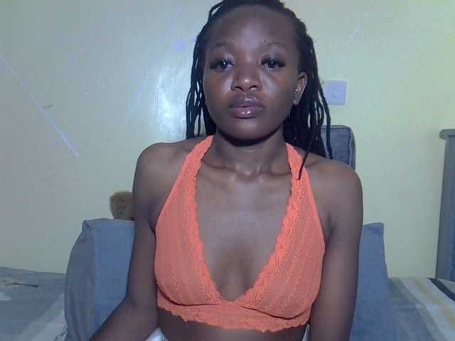 Eboniana — Naked 5 minutes